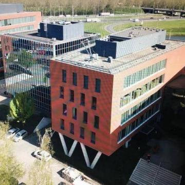 Wij gaan samen verder - gebouw Vanbreda Risk & Benefits en Kettlitz Wulfse in Gouda